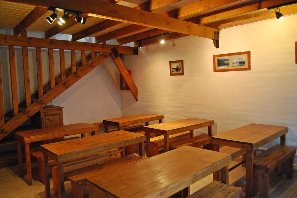 Ruca Hue Aparthotel Puerto Madryn Ruang foto